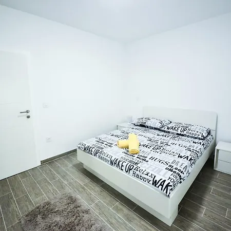 Ab Апартаменти